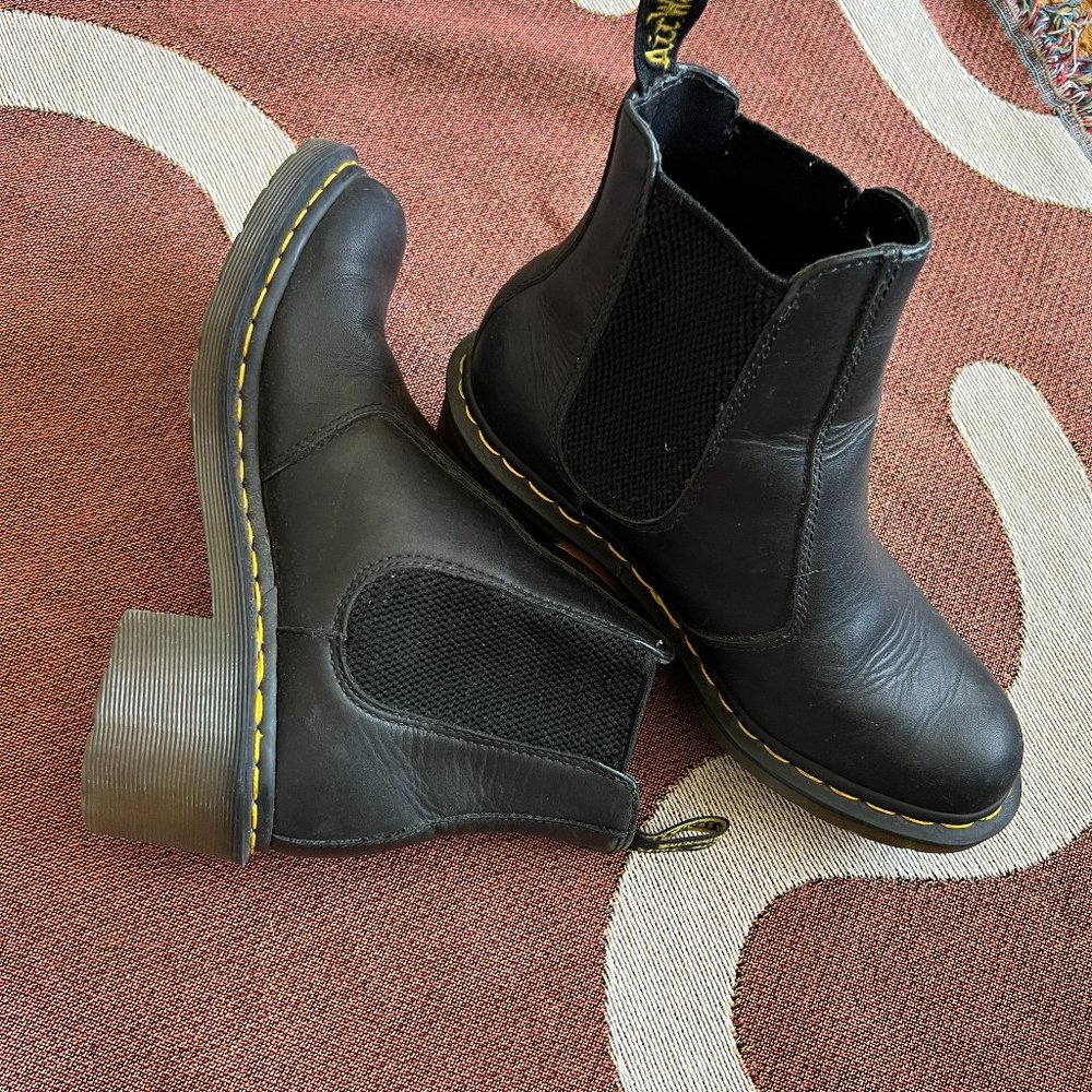 Doc Marten Cadence Greasy Heeled Chelsea Boots Dr. Martens Size 9